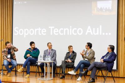 Clausura del Día 1